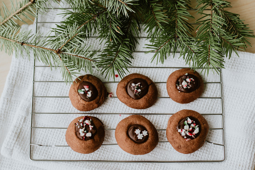 peppermint-fudge-thumbprint-cookies
